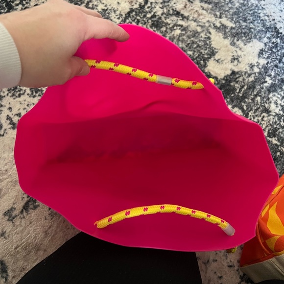 Sol de Janeiro Vibrant Pink and Yellow Tote Set - Picture 8 of 10